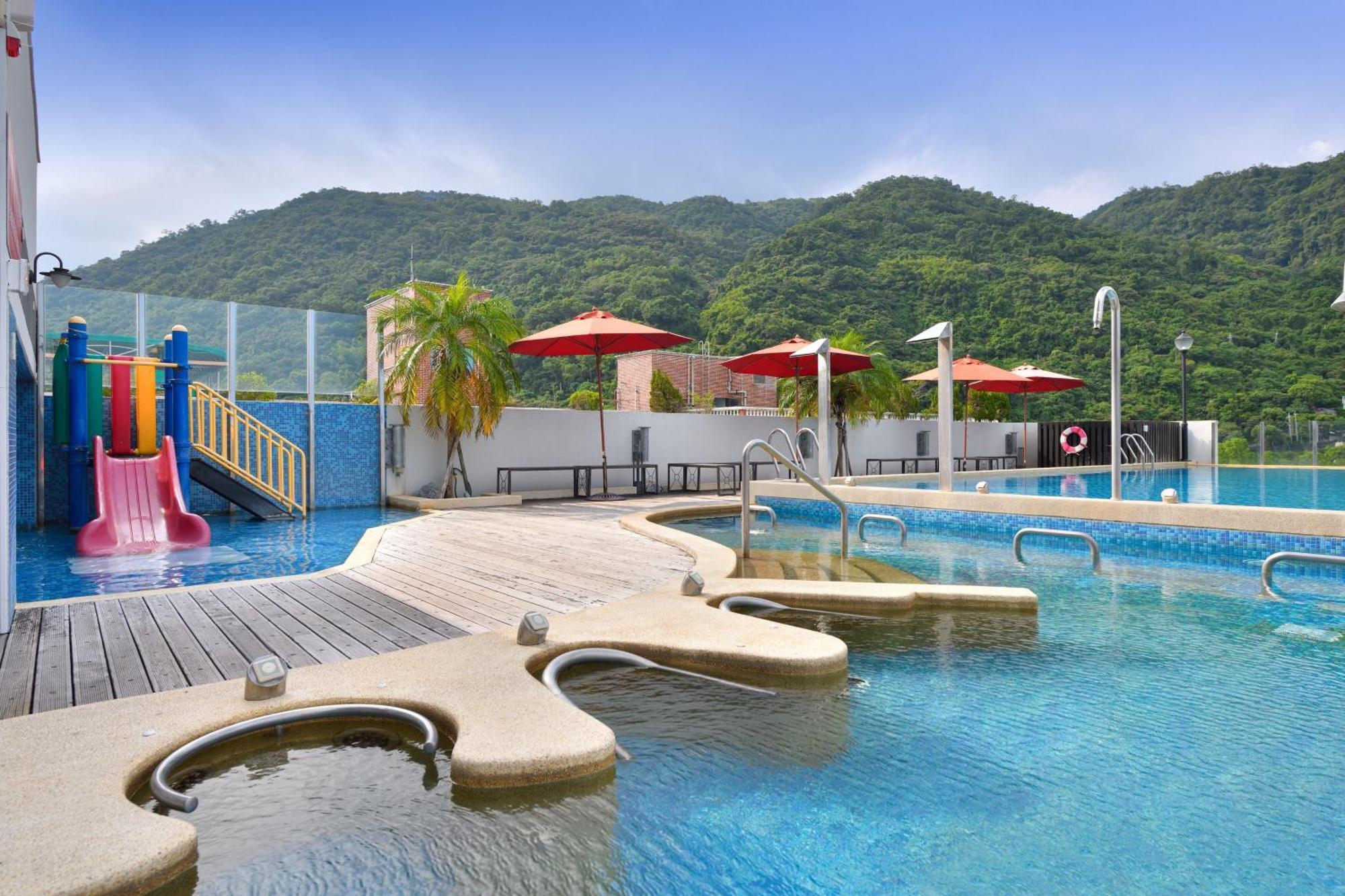 Four Points By Sheraton Yilan Цзяоси Экстерьер фото