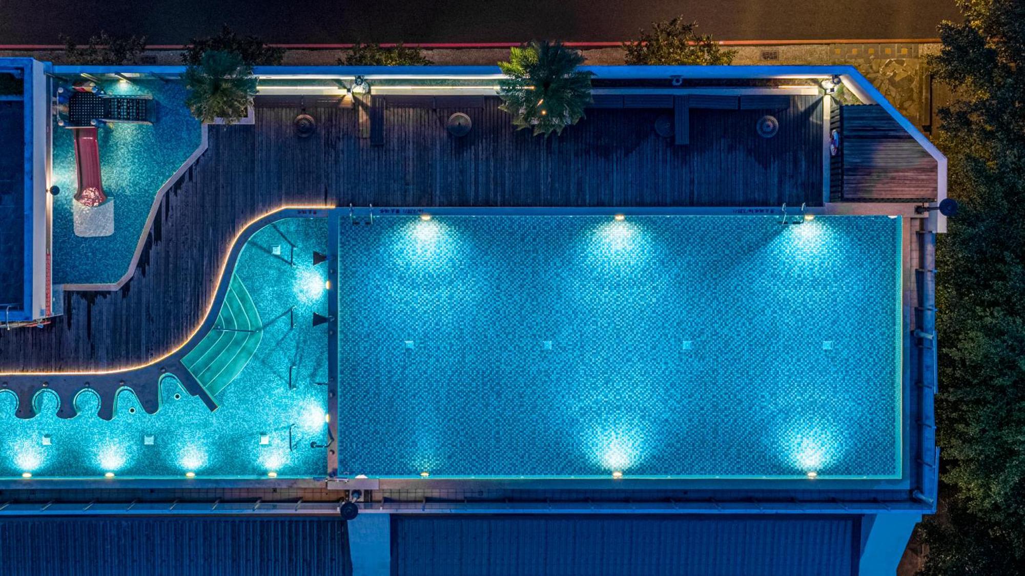 Four Points By Sheraton Yilan Цзяоси Экстерьер фото